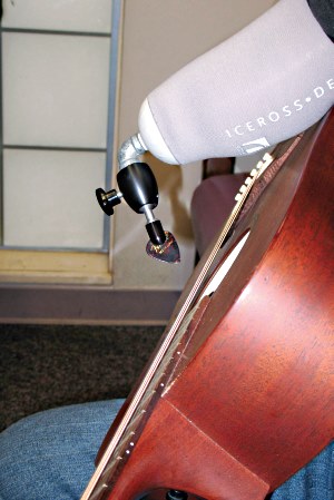 prosthesis modified for use with guitar pick